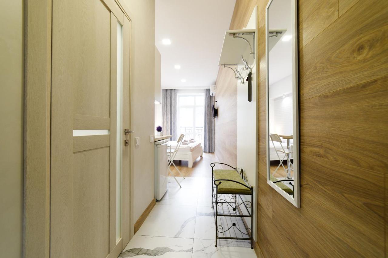 Lux Apartments リヴィウ エクステリア 写真
